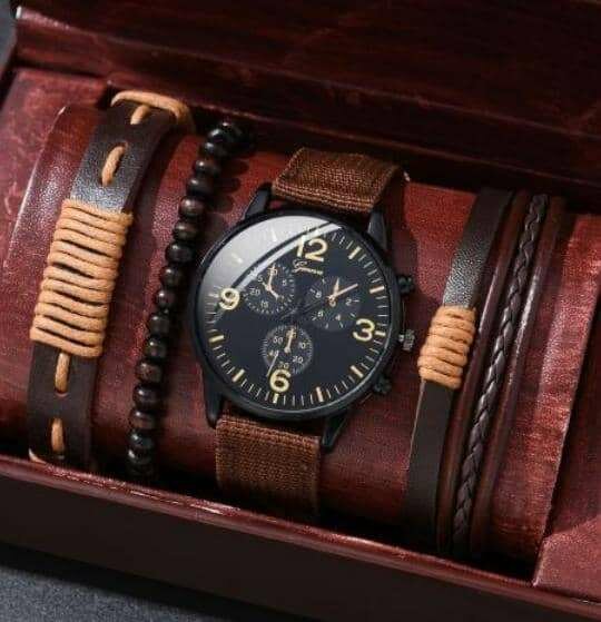 Bijoux et Montre Élégants