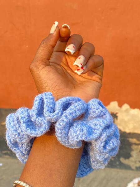 Scrunchies hair tie