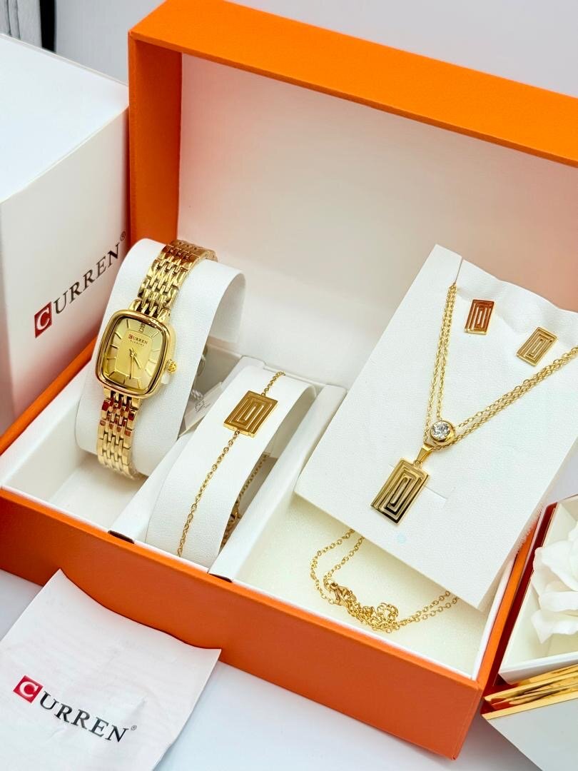 Ensemble Montre et Bijoux en Or