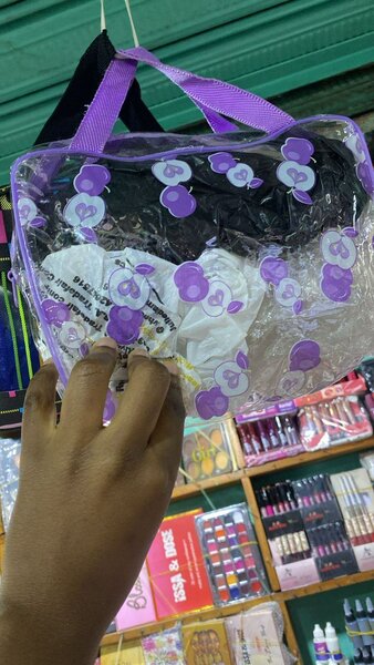 Trousse de maquillage transparente