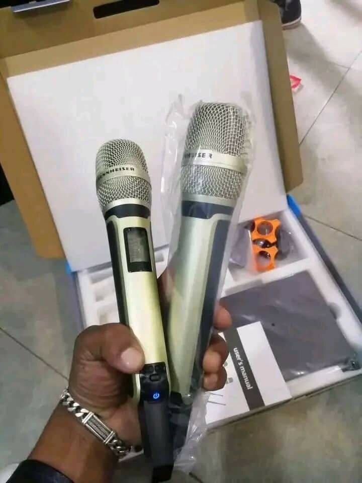 Wireless Microphone System