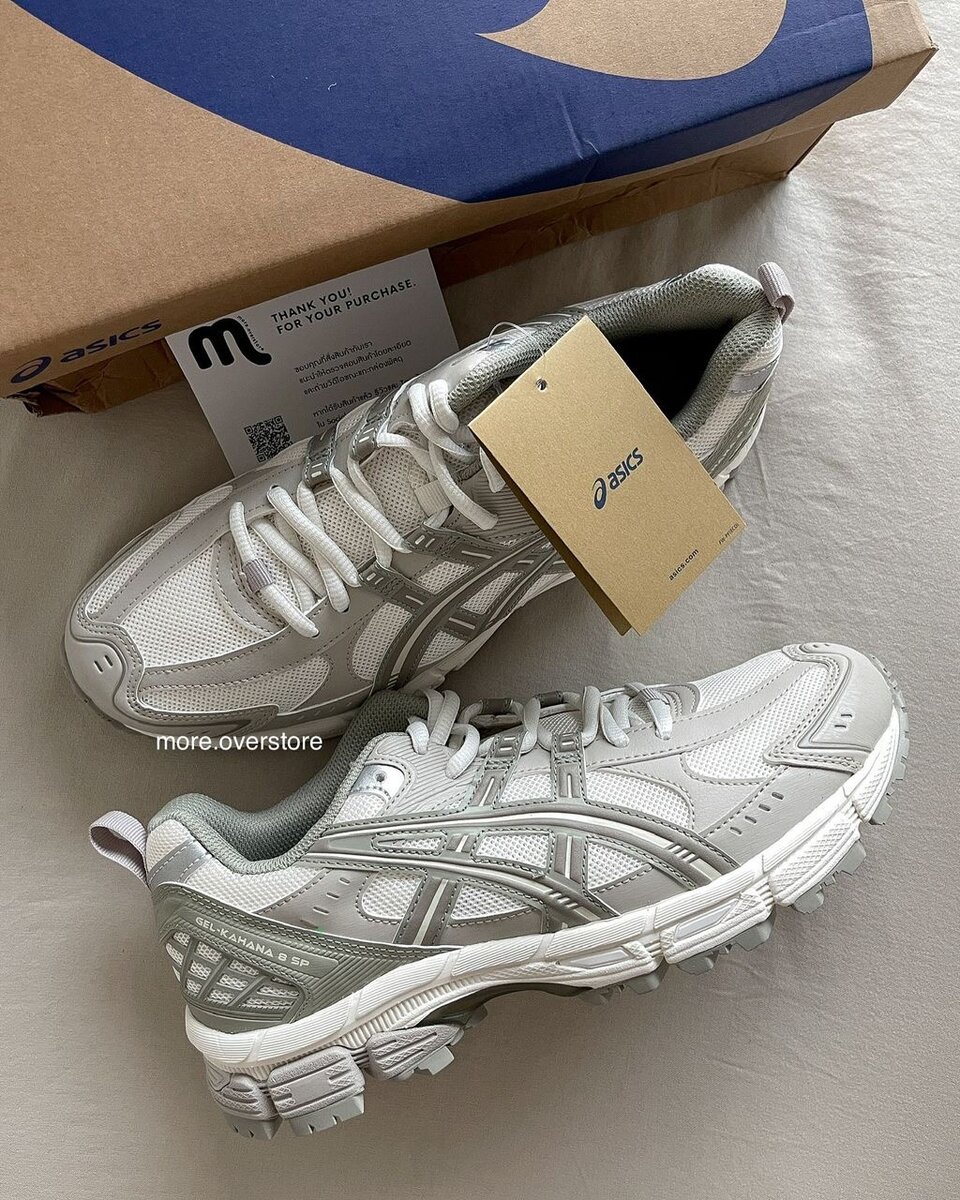 Asics - Baskets de course élégantes