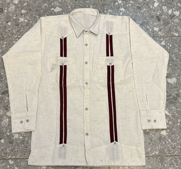 Chemise à rayures élégante