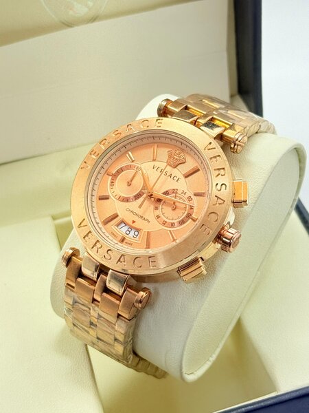 Montre de luxe en or