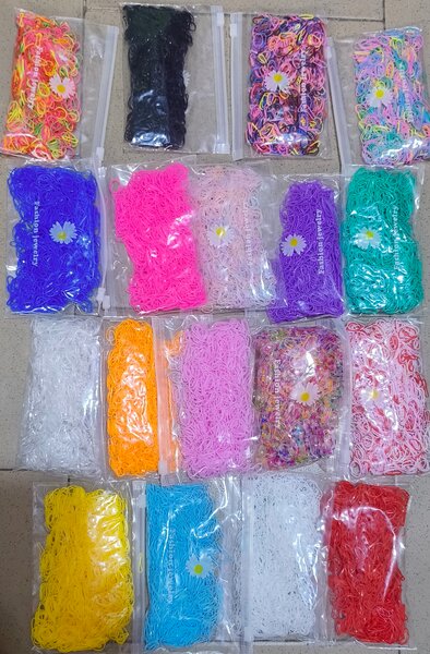 Élastiques colorés à cheveux