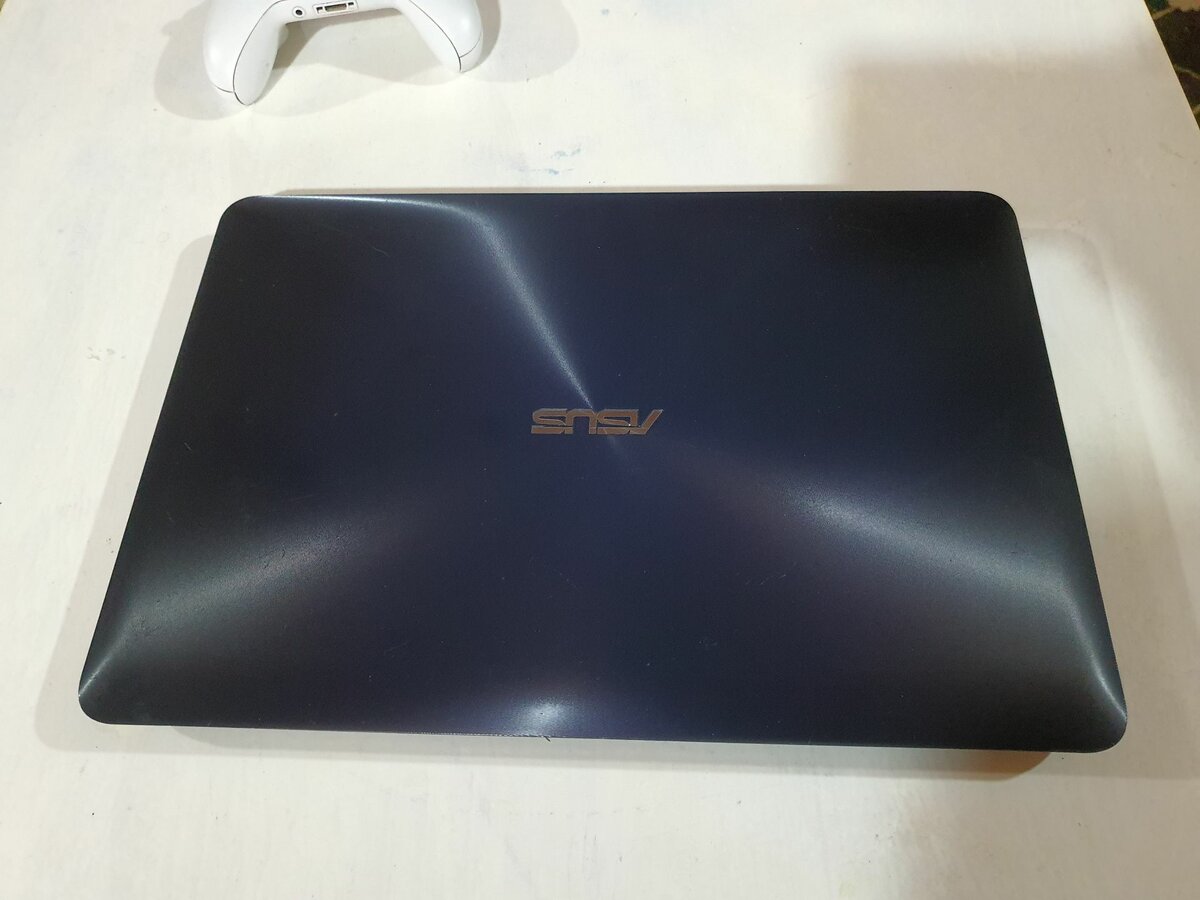 Asus X556UQK Notebook
