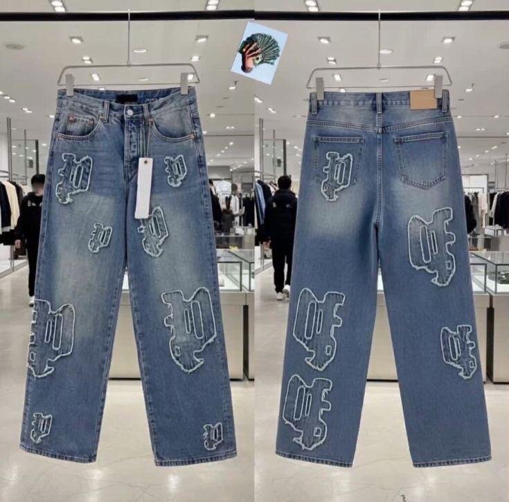 Jeans stylés avec motifs