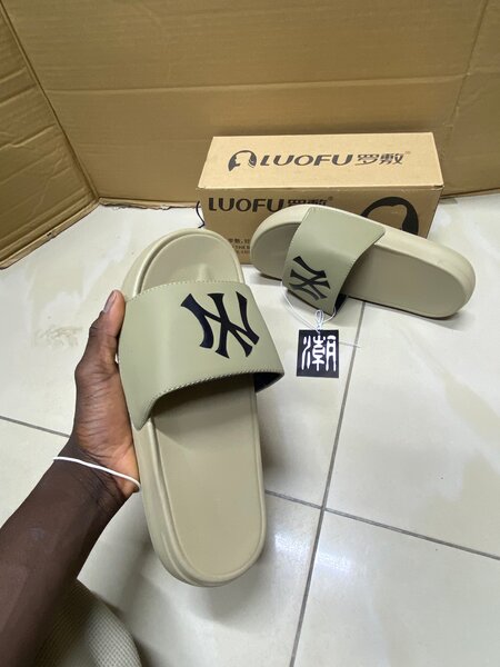 Tongs unisex confort