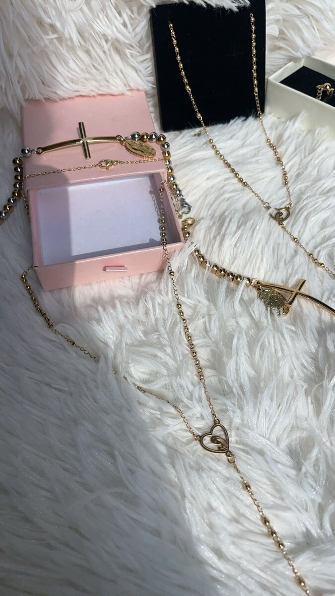 Bracelet en Médaille de la vierge marie️️