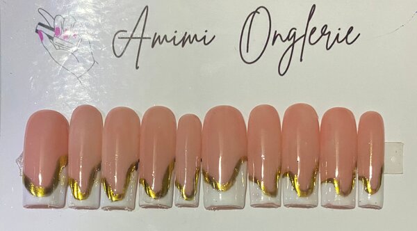 Ongles faux dorés Amimi