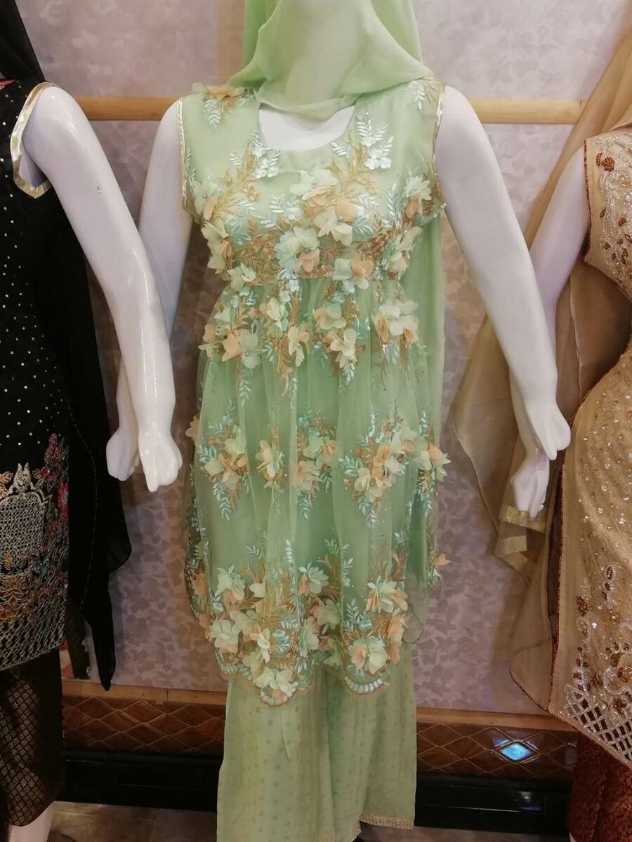 Ladies suit