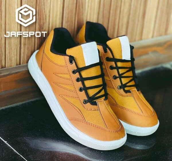 Men's Desert Sneakers