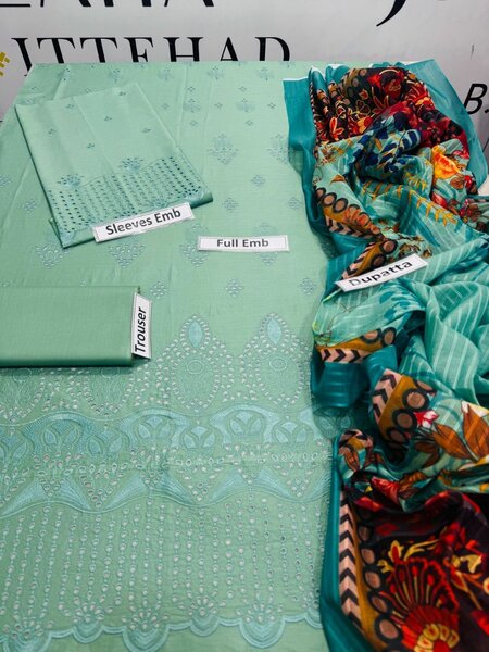 *woman's Summer Collection