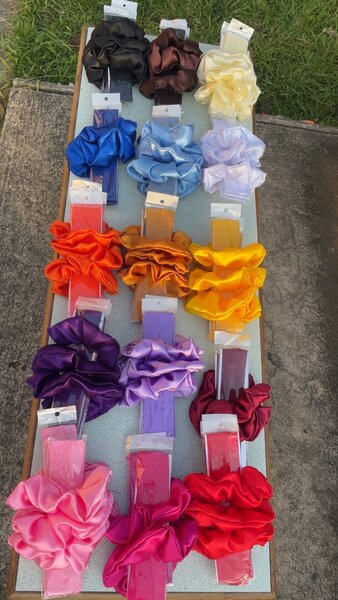 Ensemble chouchous colorés