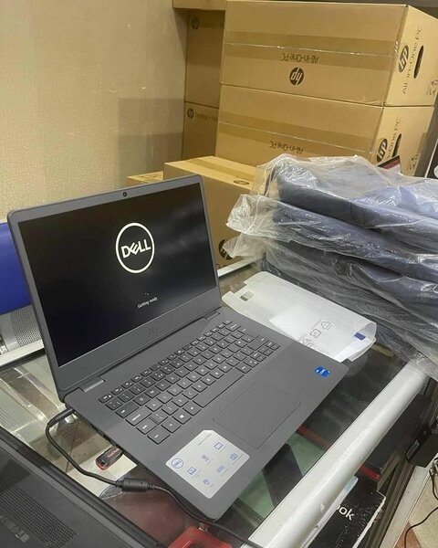 DELL LAPTOP VOSTRO 3400