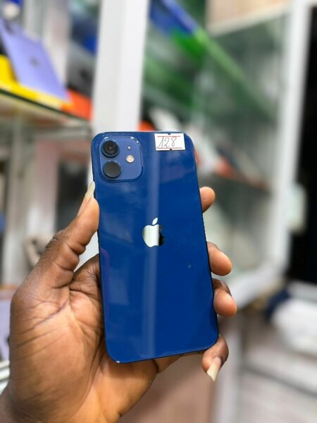 iPhone 12 128Go 2nd main