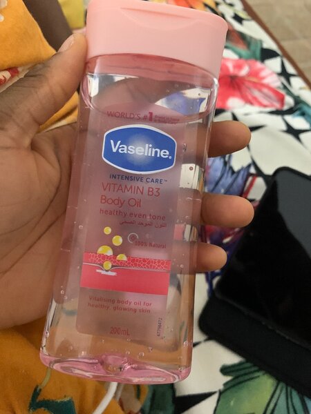 Huile corporelle Vaseline B3