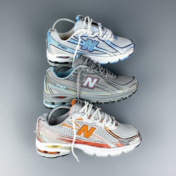 New Balance 740