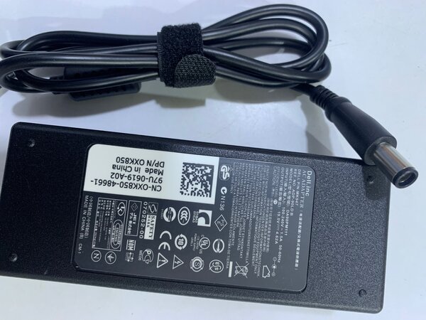 DEL BIG PIN LAPTOP CHARGER