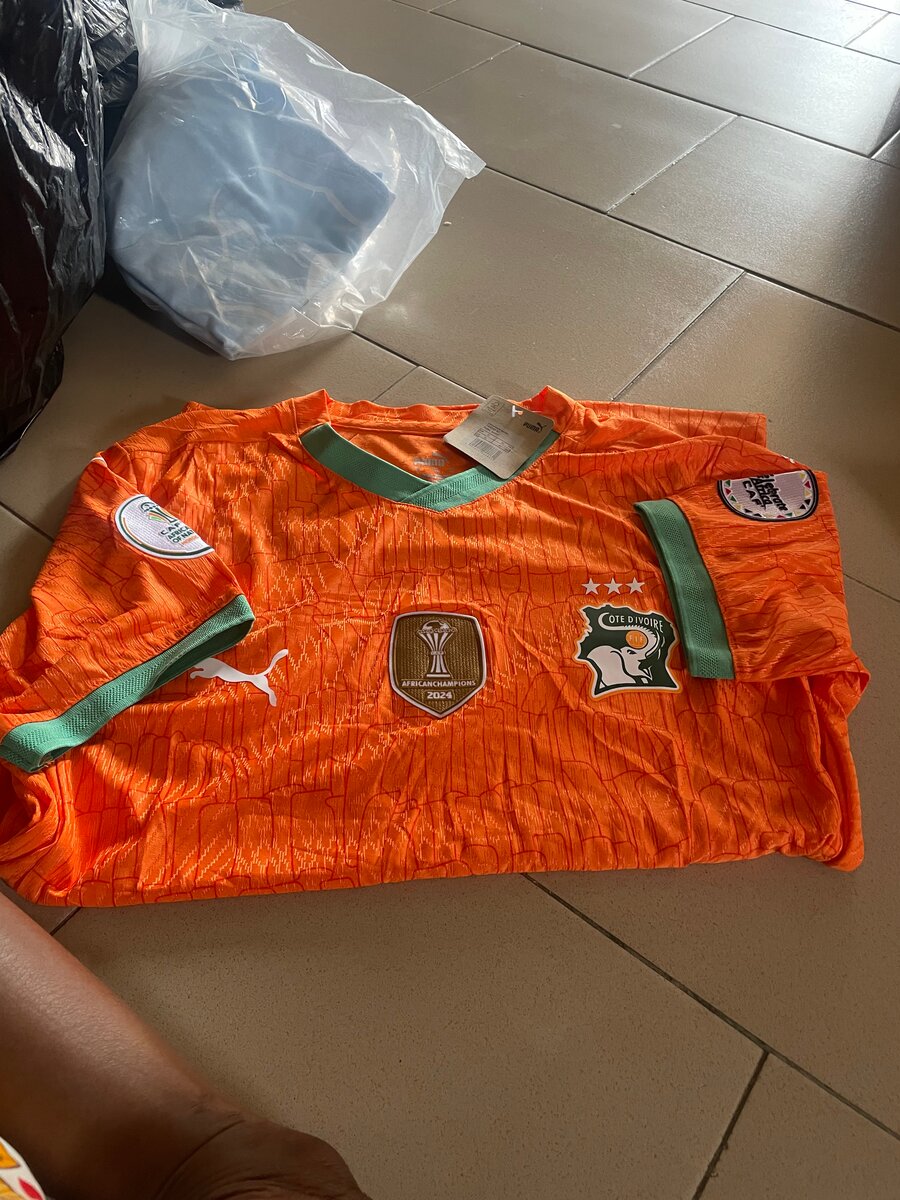 T-shirt imprimé tendance