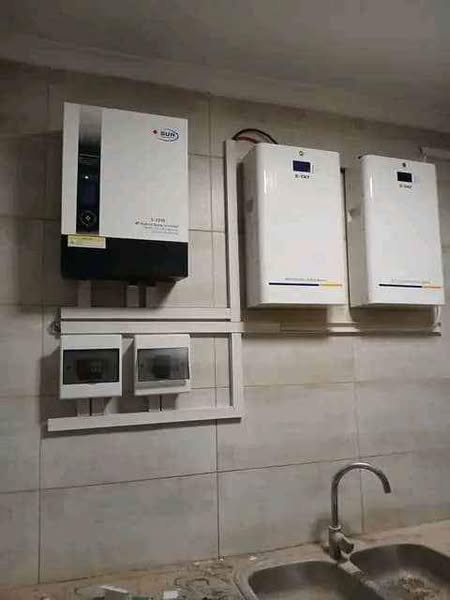 20kva inverter with 48 volts *2 lithium batteries and all accessories 