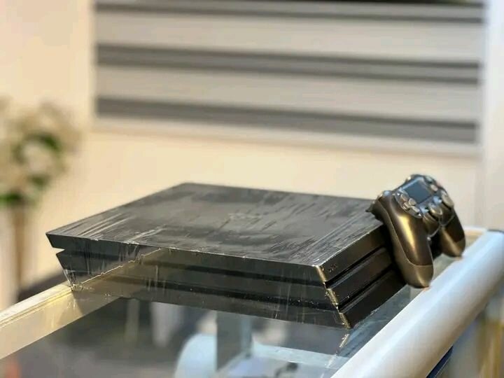 Console Sony PS4 Pro