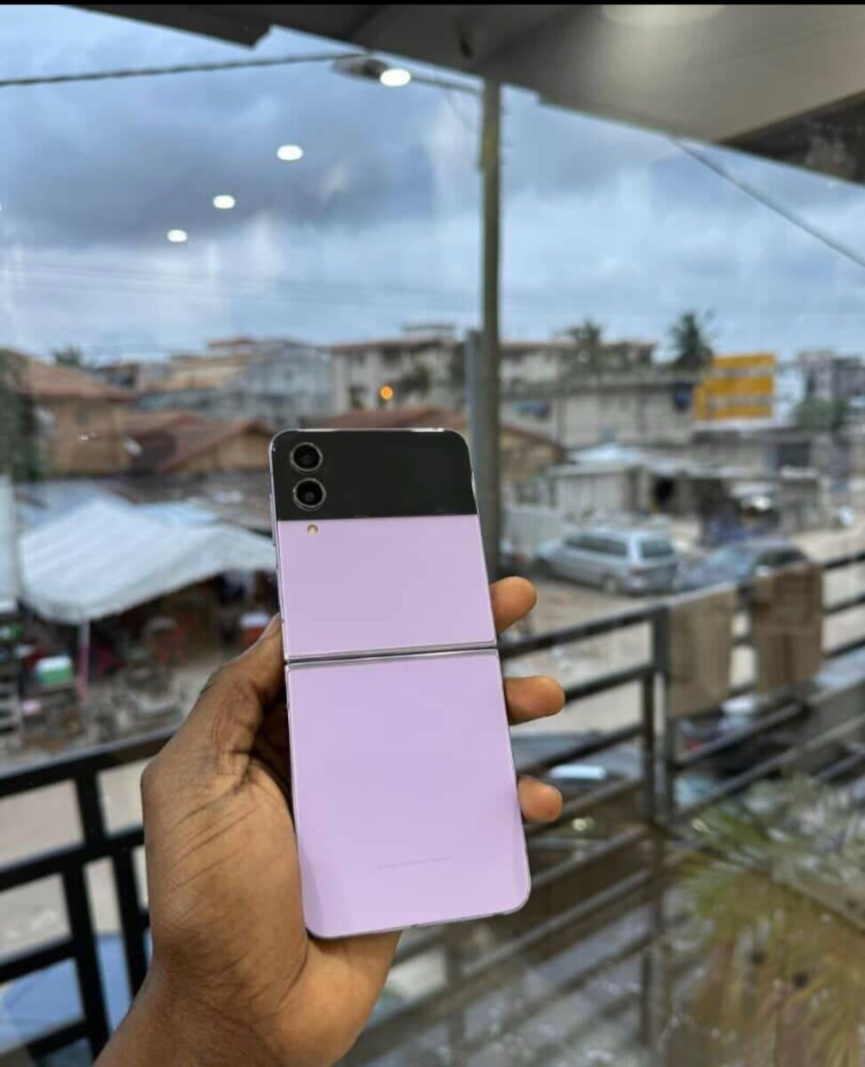 Smartphone Pliante Violet