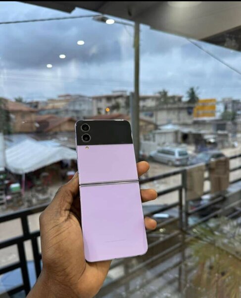Smartphone Pliante Violet