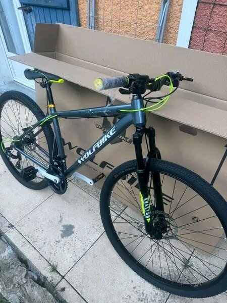 Vélo tout-terrain robuste