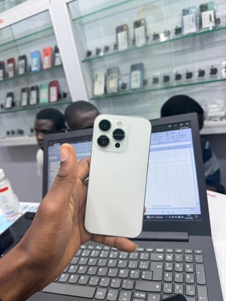 Smartphone iOS dernier modèle