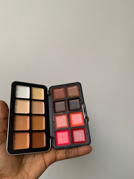 Palette de maquillage double