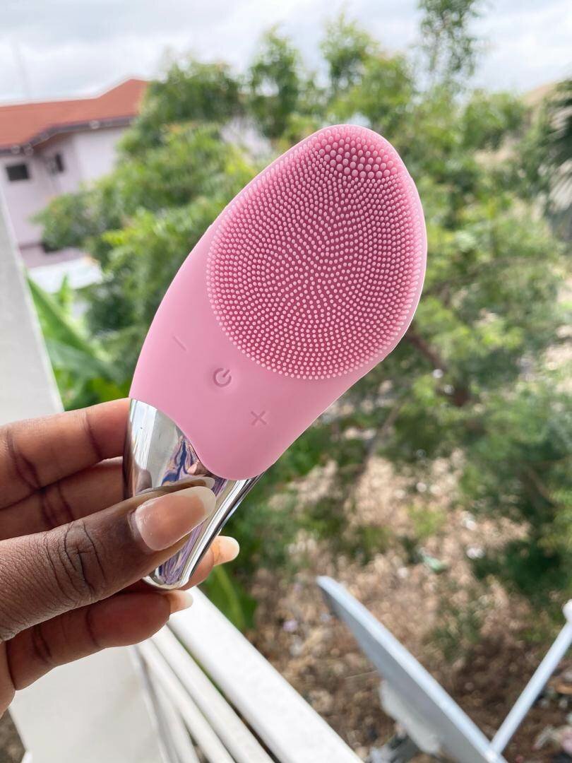 Sonic Silicone Electric Face Brush