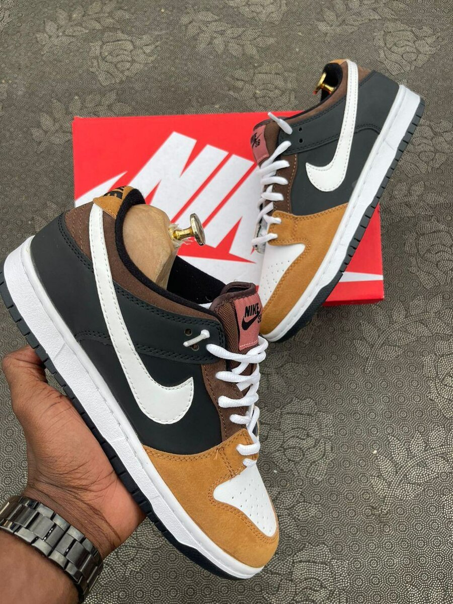 NIKE SB SHOES