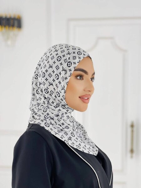 Балаклава на завязке