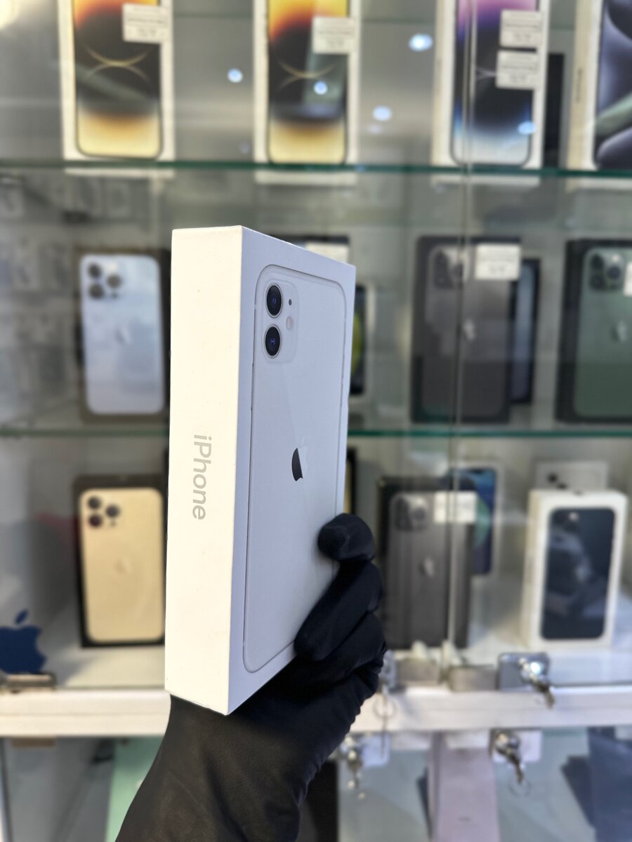 New iPhone 11 Locked 64GB Storage