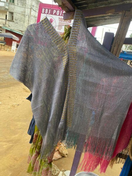 Poncho en Coton Avec Franges