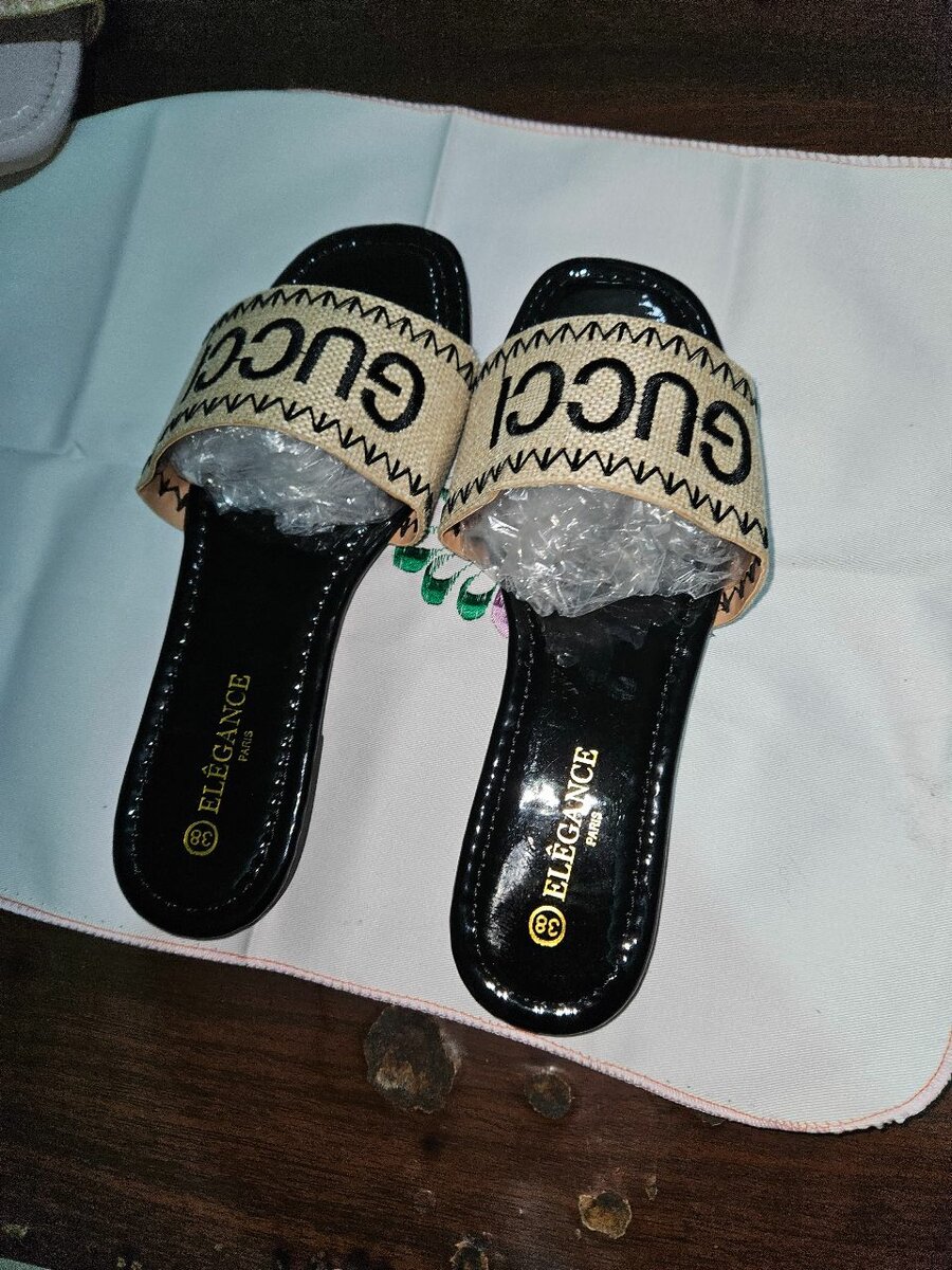 Sandales gucci