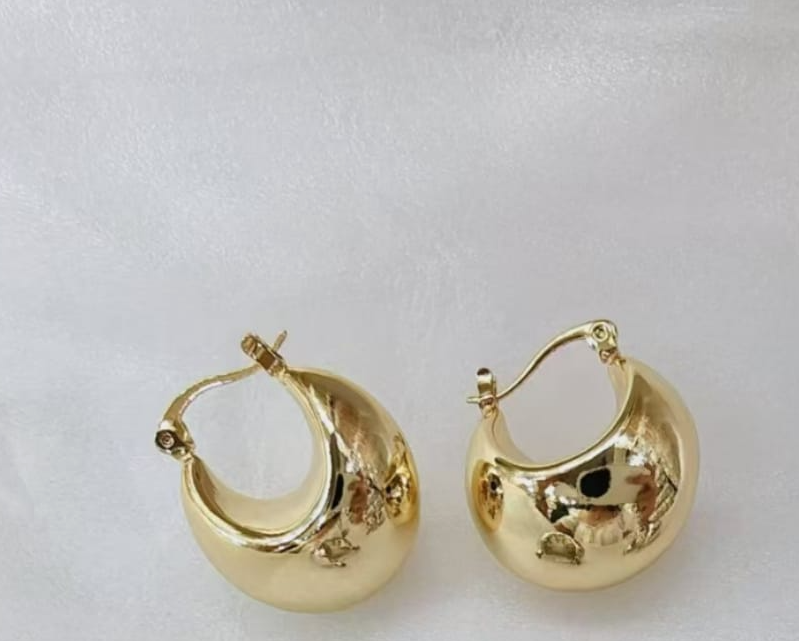 Earrings gold