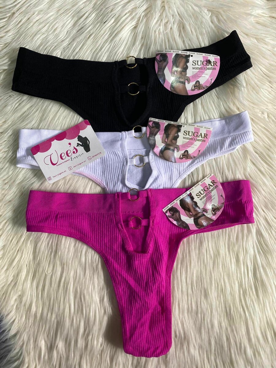 Strings et culottes pour femmes