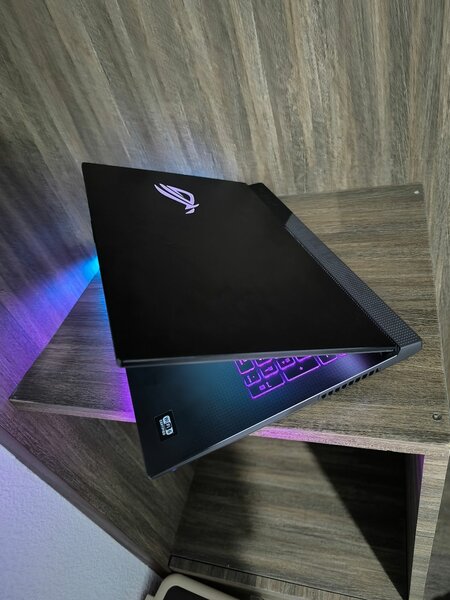 Ordinateur portable gamer RGB puissant