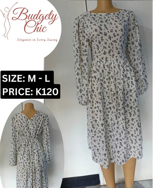 Chic women's dress color white size: m-l