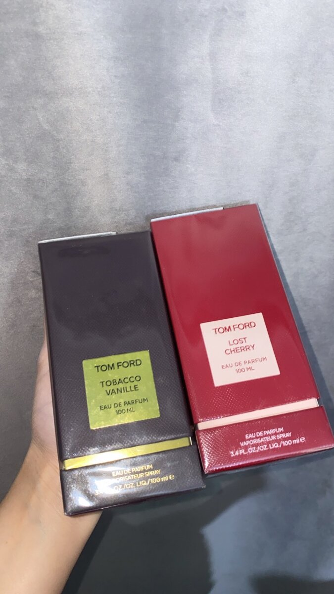 Парфюмерная вода для неё