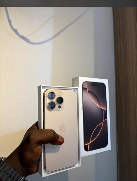 iPhone 15pro max 256 gb