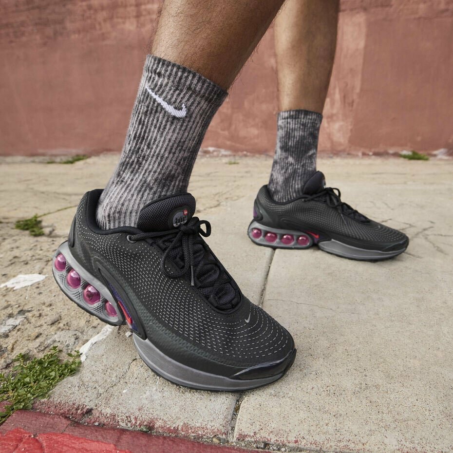 NIKE AIR MAX DN ( avec la boîte )