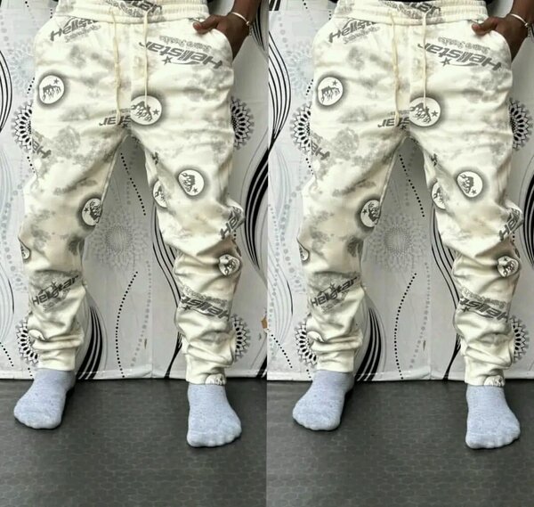 Jeans déchirés tendance