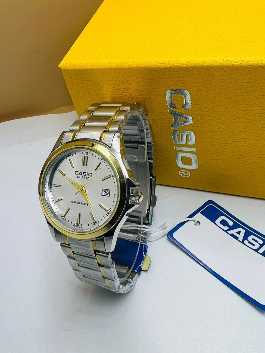 MONTRE CASIO AVEC BRACELET ORIGINALE