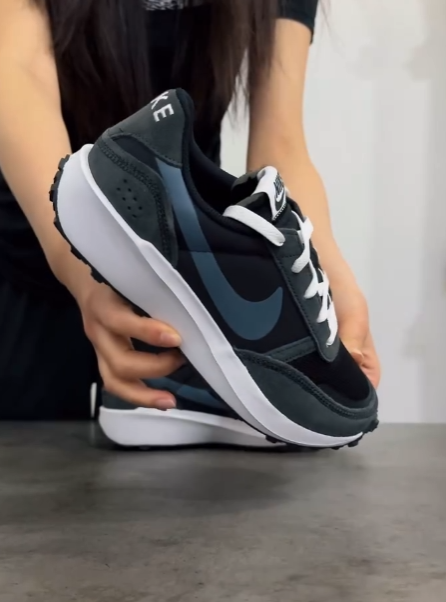 Мужские Кроссовки Nike Waffle Nav Debut