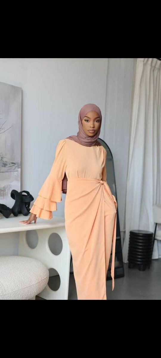 Haut + jupe et robe + Voile