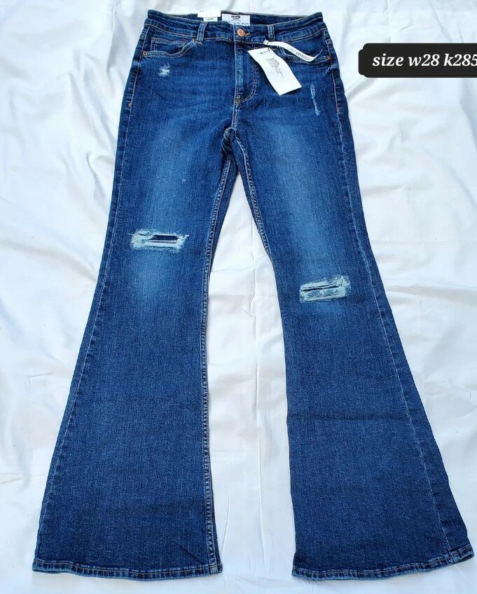 Stylish women's jeans blue