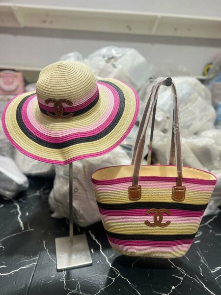 Ensemble chapeau et sac plage